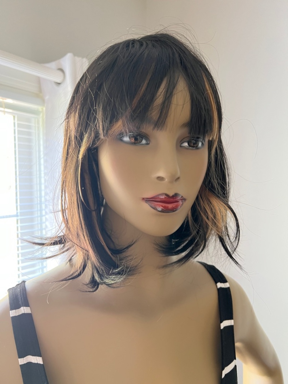 Amazon Short Layered Women's Wig with Bangs in Black and Blonde Highlights